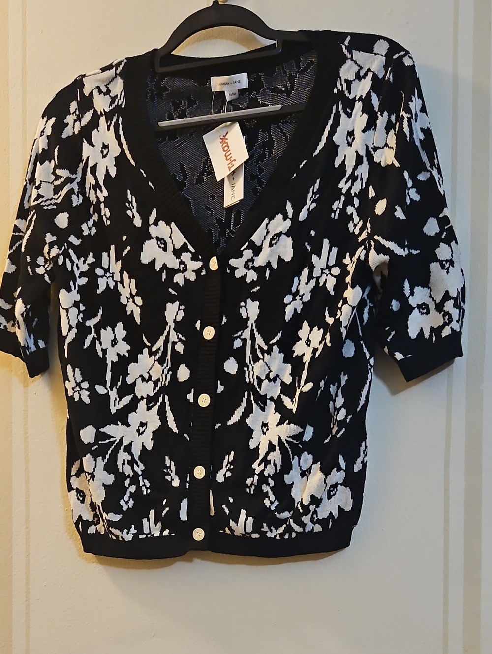 Gemma + Jane Black & White Button Down Floral Short Sleeve Knit Cardigan, NWT